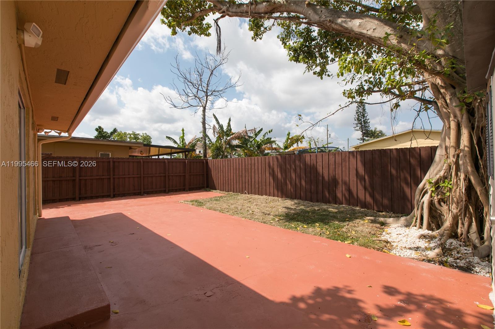 3832 Southwest 89th Court Miami, FL 33165 - Photo 16 of 18
