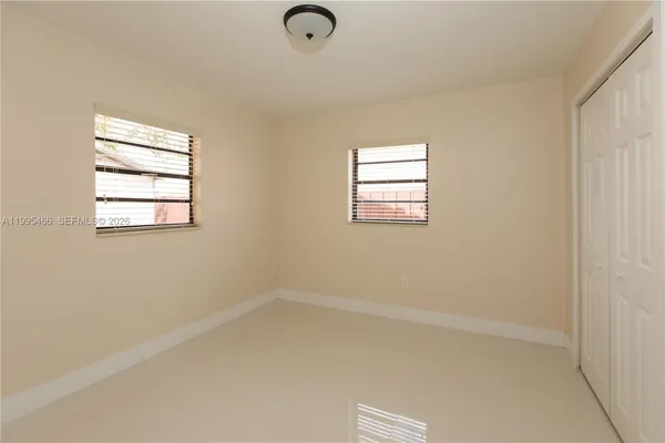 $3,000 | 3832 Southwest 89th Court, Miami, FL 33165