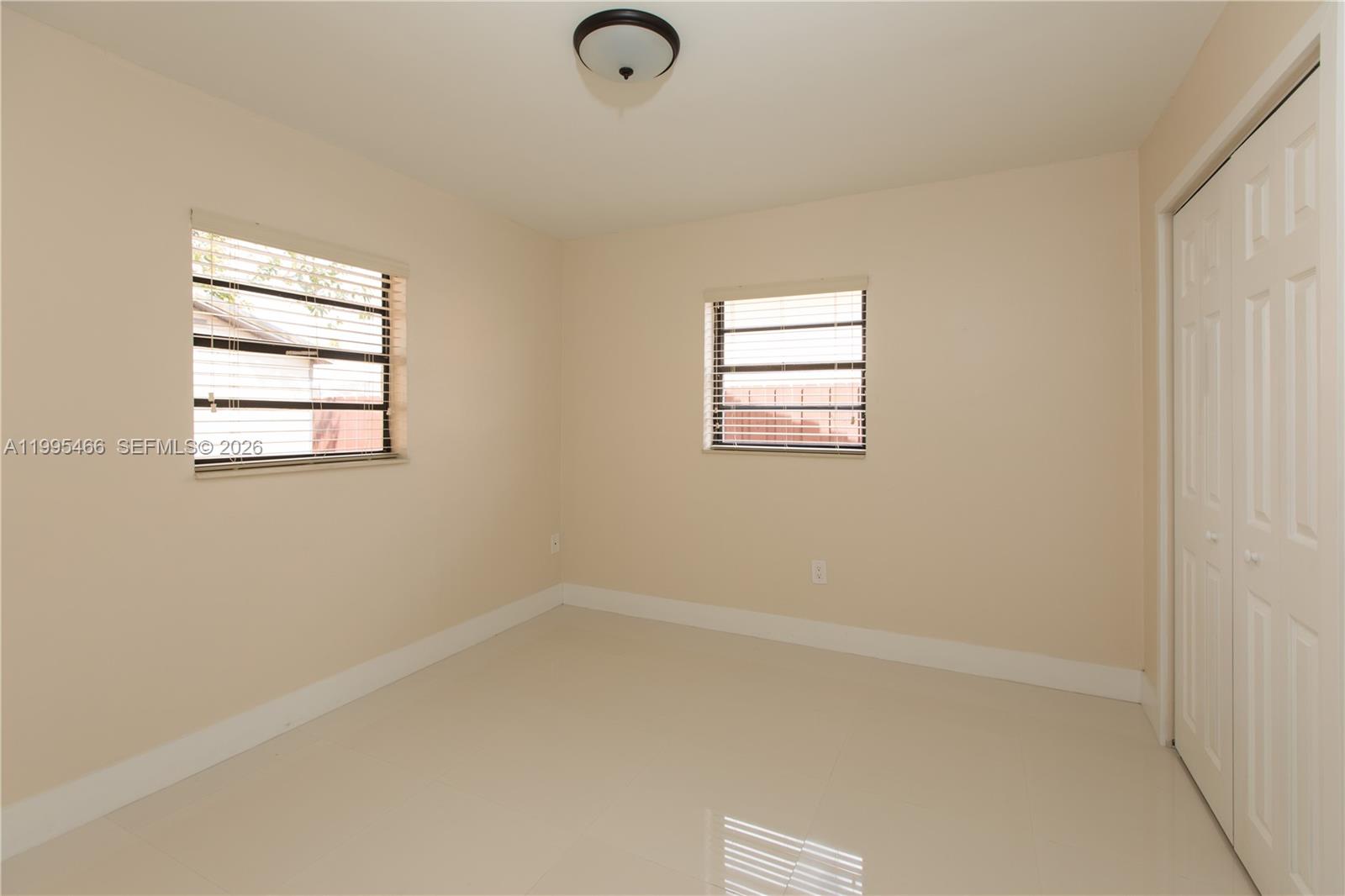 3832 Southwest 89th Court Miami, FL 33165 - Photo 7 of 18