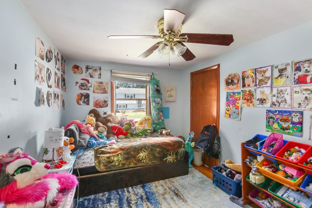 49 Batten Street Webster, MA 01570 - Photo 14 of 31