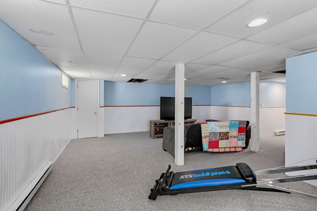 49 Batten Street Webster, MA 01570 - Photo 23 of 31