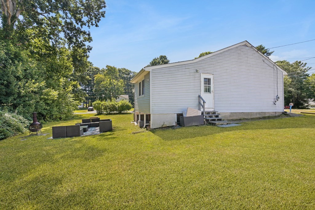 49 Batten Street Webster, MA 01570 - Photo 31 of 31