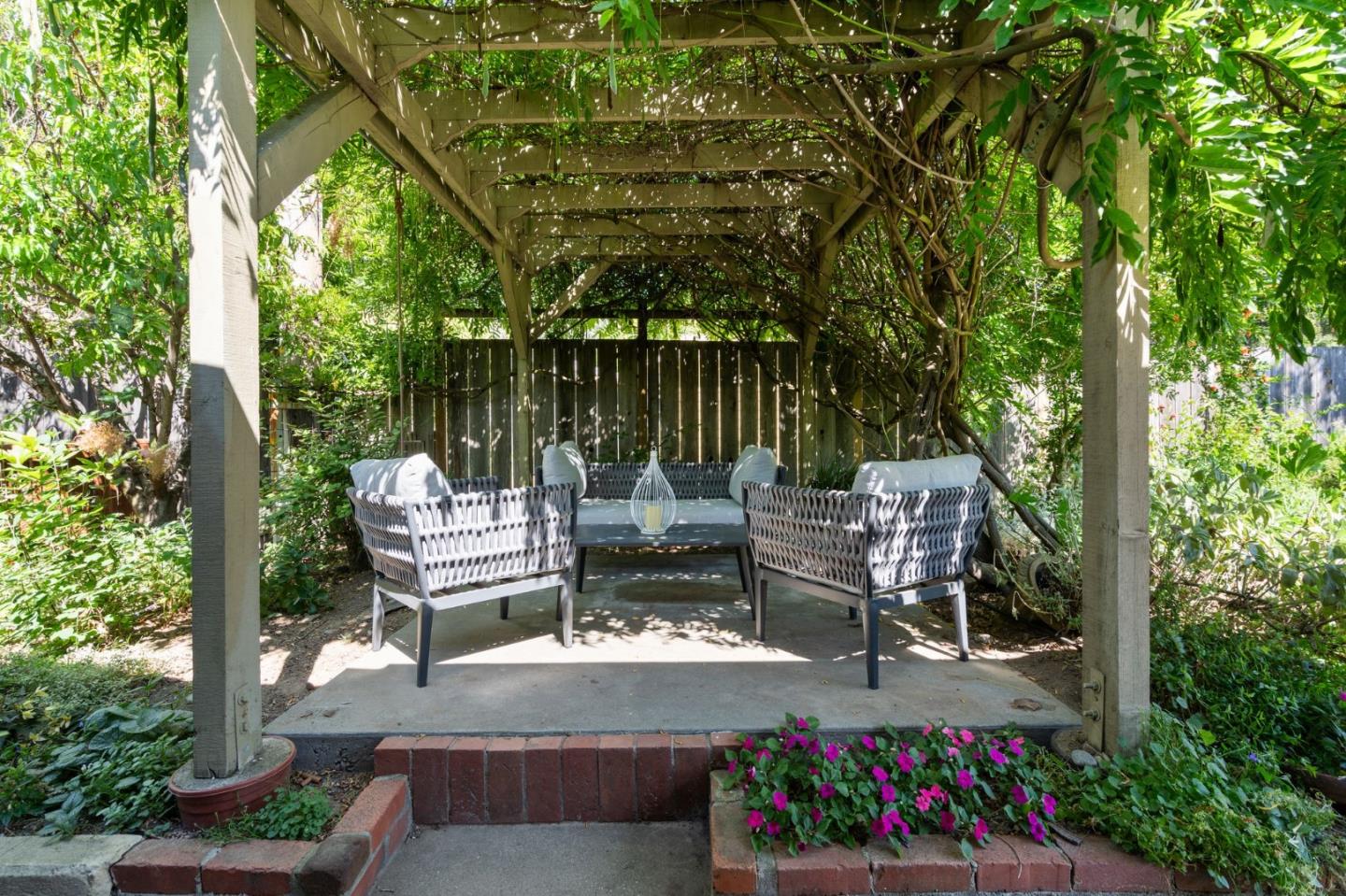 61 Green Valley Road Scotts Valley, CA 95066 - Photo 27 of 37 Gallery Image 27