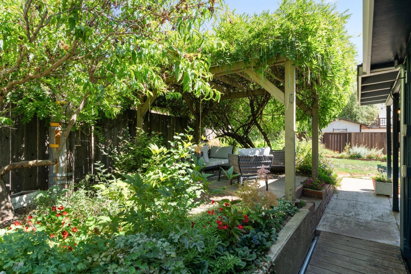 61 Green Valley Road Scotts Valley, CA 95066 - Photo 29 of 37 Gallery Image 29