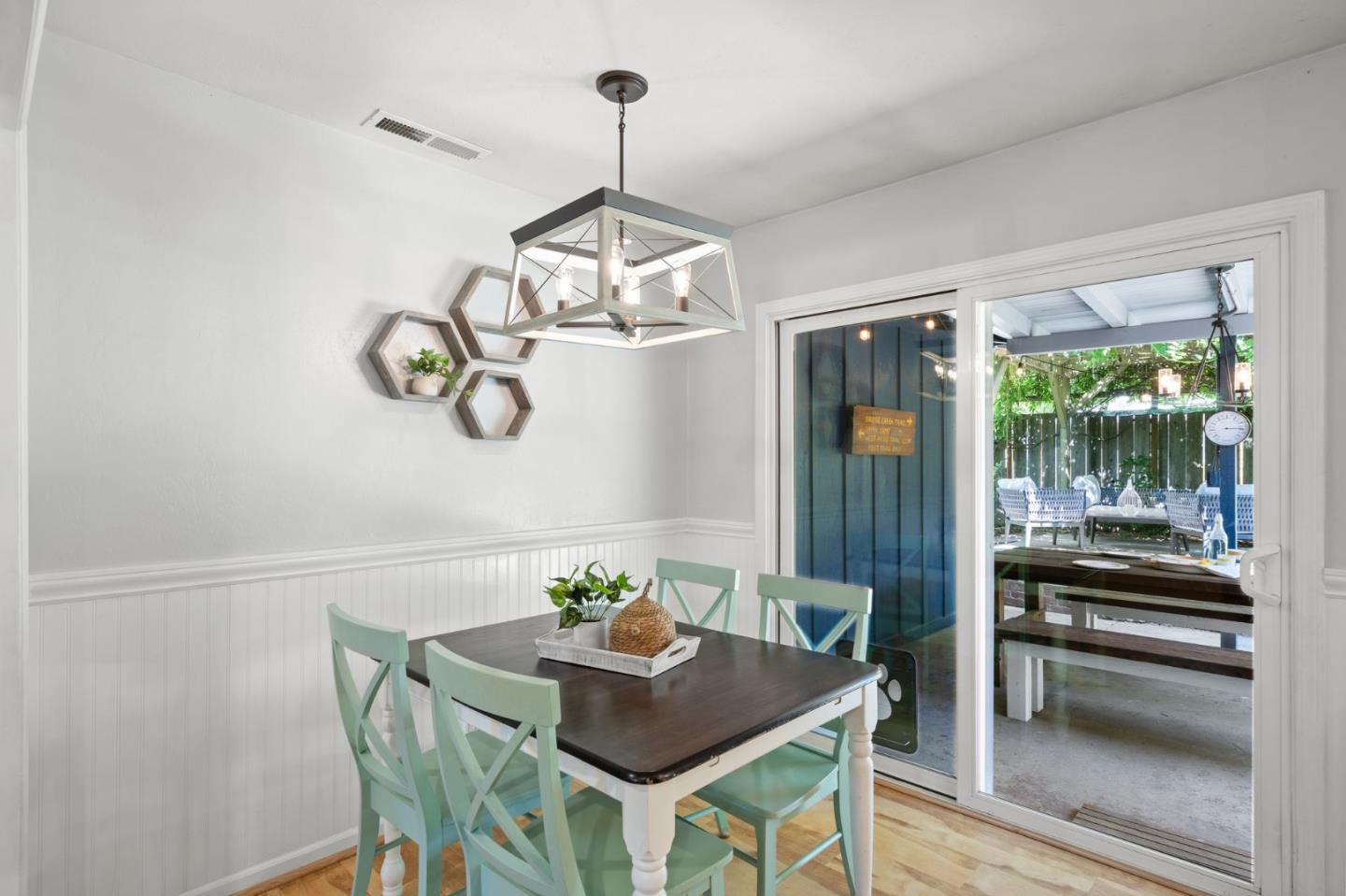 61 Green Valley Road Scotts Valley, CA 95066 - Photo 9 of 37 Gallery Image 9