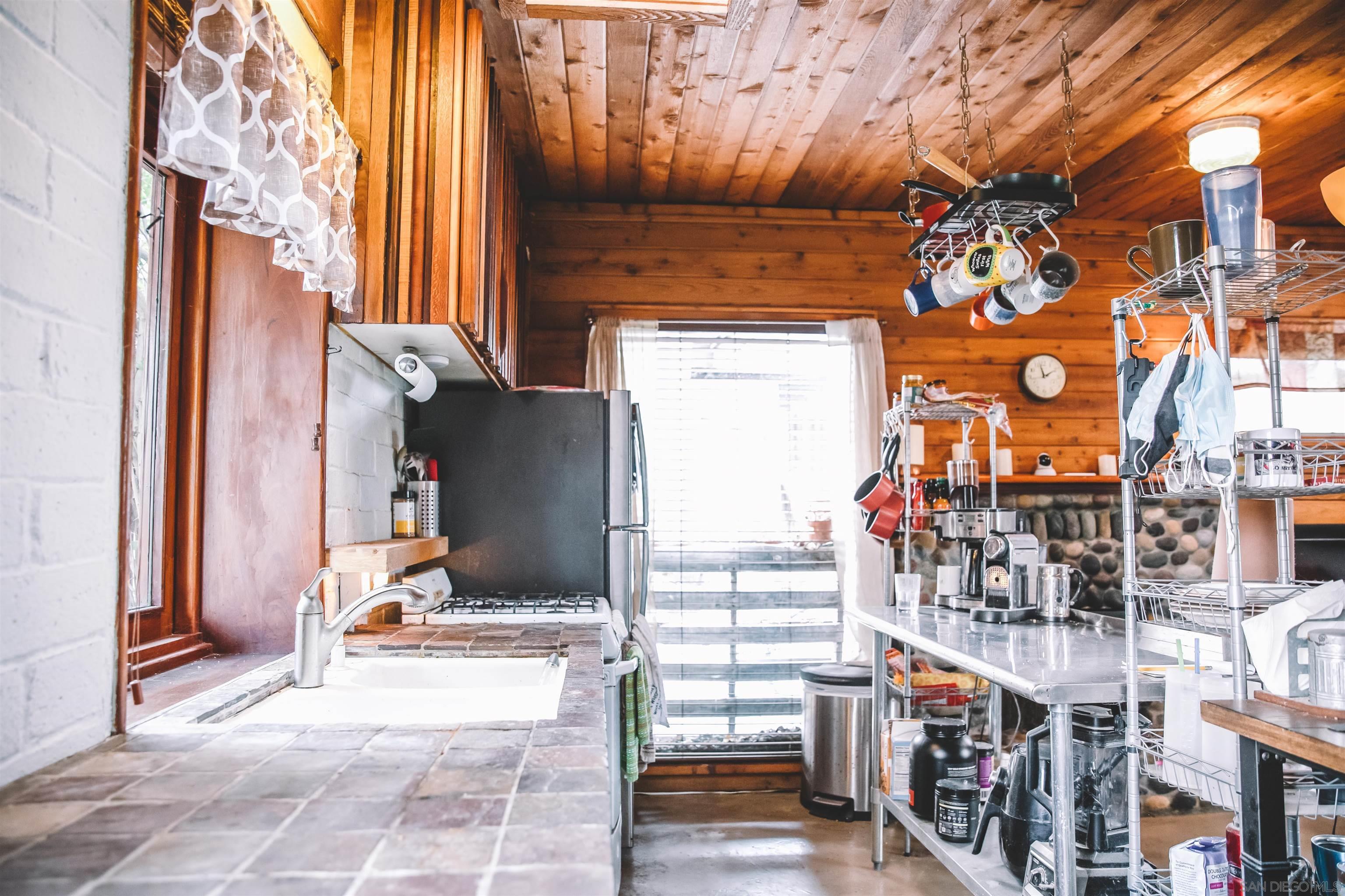1347 Summit Avenue, Unit MIDDLE Encinitas, CA 92007 - Photo 5 of 19 a view of steet corner