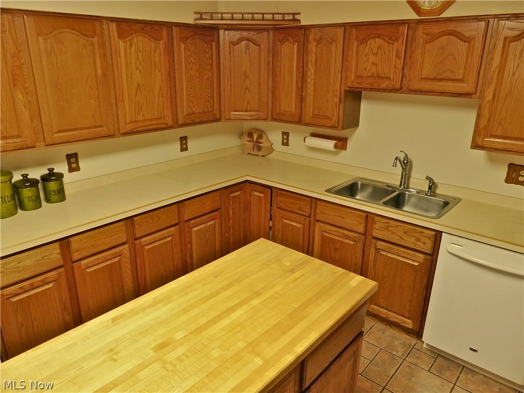 5770 Taylor Road Painesville, OH 44077 - Photo 11 of 35 Gallery Image 11
