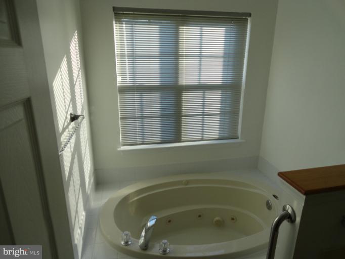 4620 Sandwood Road Sparrows Point, MD 21219 - Photo 12 of 22 Bath (Master)