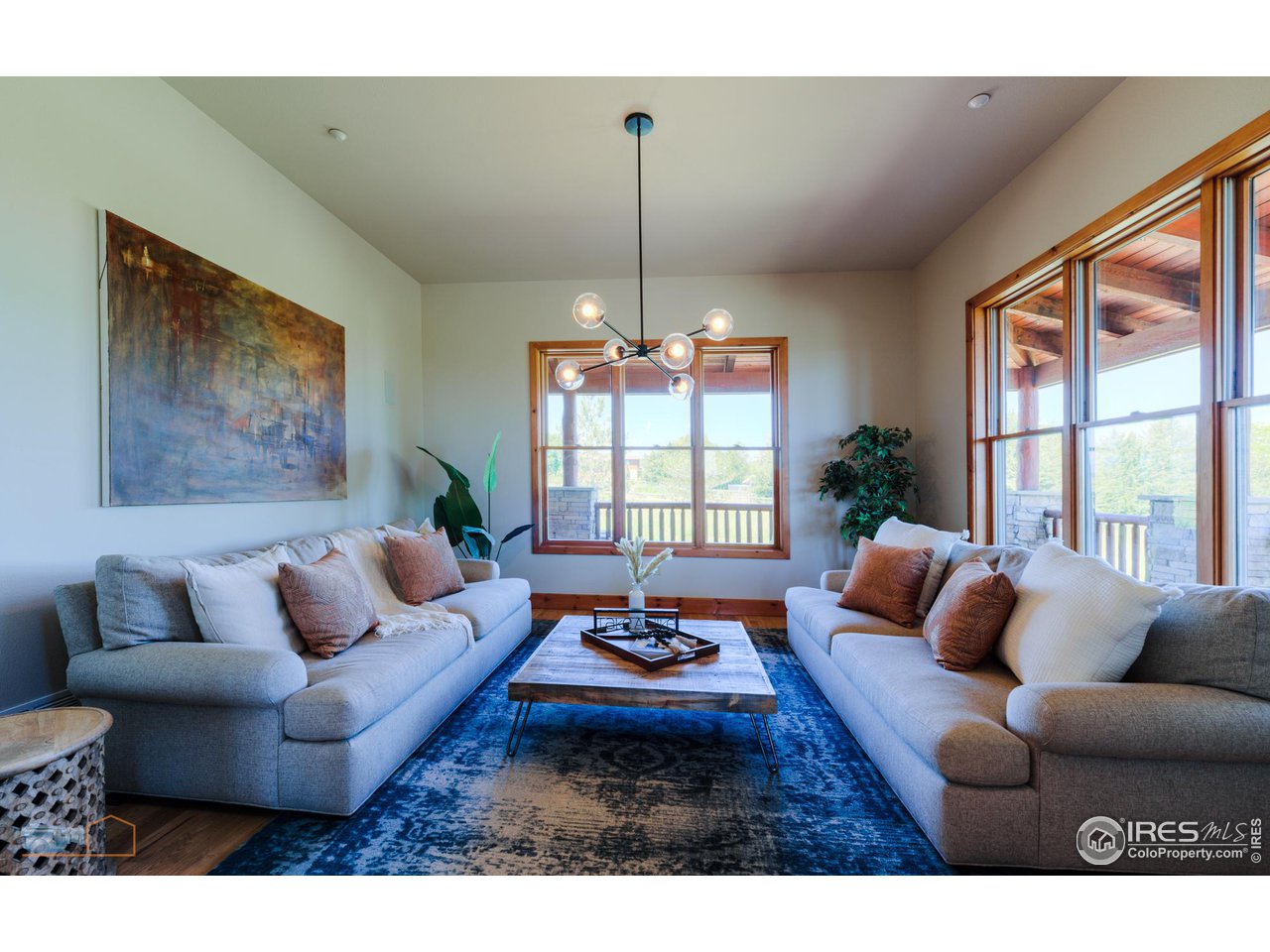 9428 Gunbarrel Ridge Road Boulder, CO 80301 - Photo 11 of 40 Cozy living room to hours of conversation or turn into a 2nd home office.