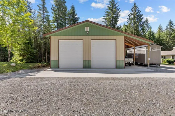 $998,000 | 438 Berry Hill, Cocolalla, ID 83813