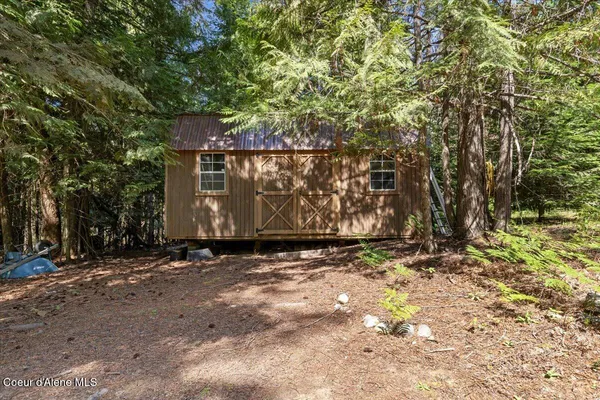 $998,000 | 438 Berry Hill, Cocolalla, ID 83813