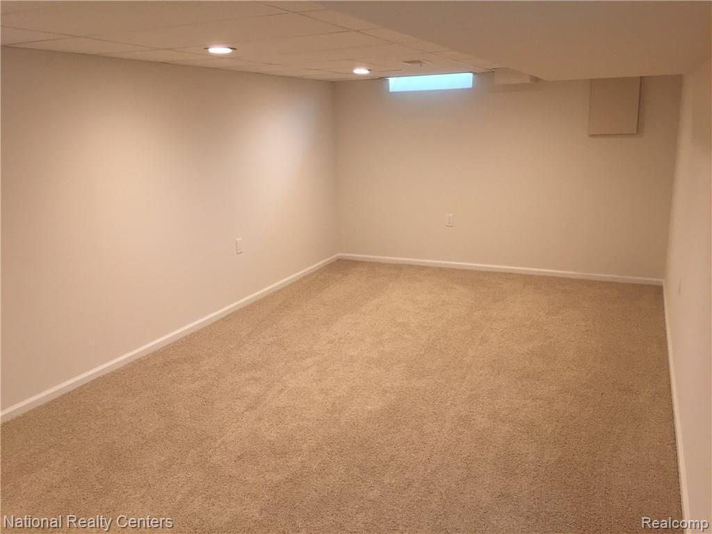 41851 Ridge Road East Novi, MI 48375 - Photo 7 of 12 IMG_1270.JPG