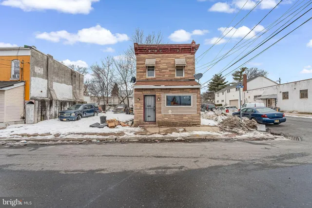 $120,000 | 2423 Sherman Avenue, Camden, NJ 08105