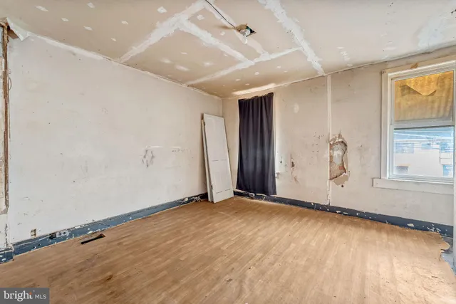 $120,000 | 2423 Sherman Avenue, Camden, NJ 08105