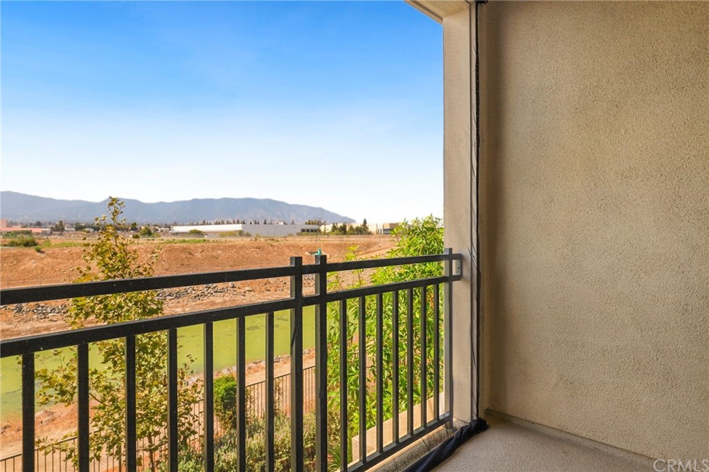 856 Savi Drive, Unit 104 Corona, CA 92878 - Photo 27 of 40