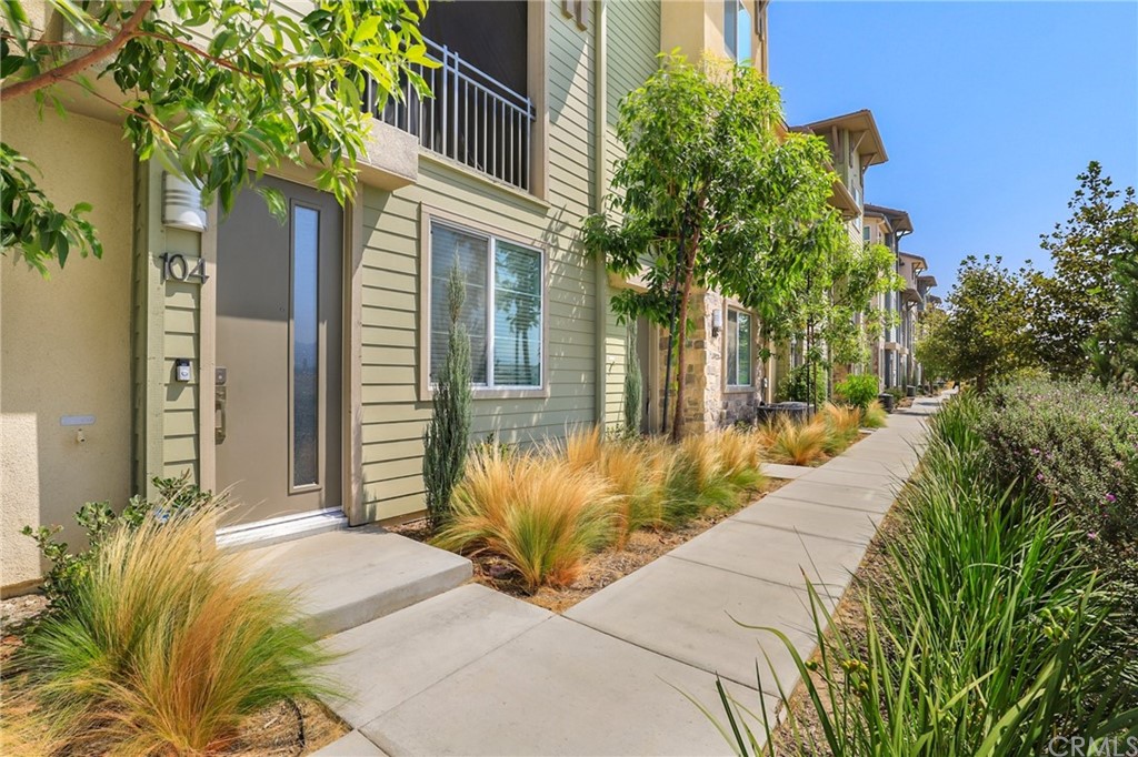 856 Savi Drive, Unit 104 Corona, CA 92878 - Photo 2 of 40