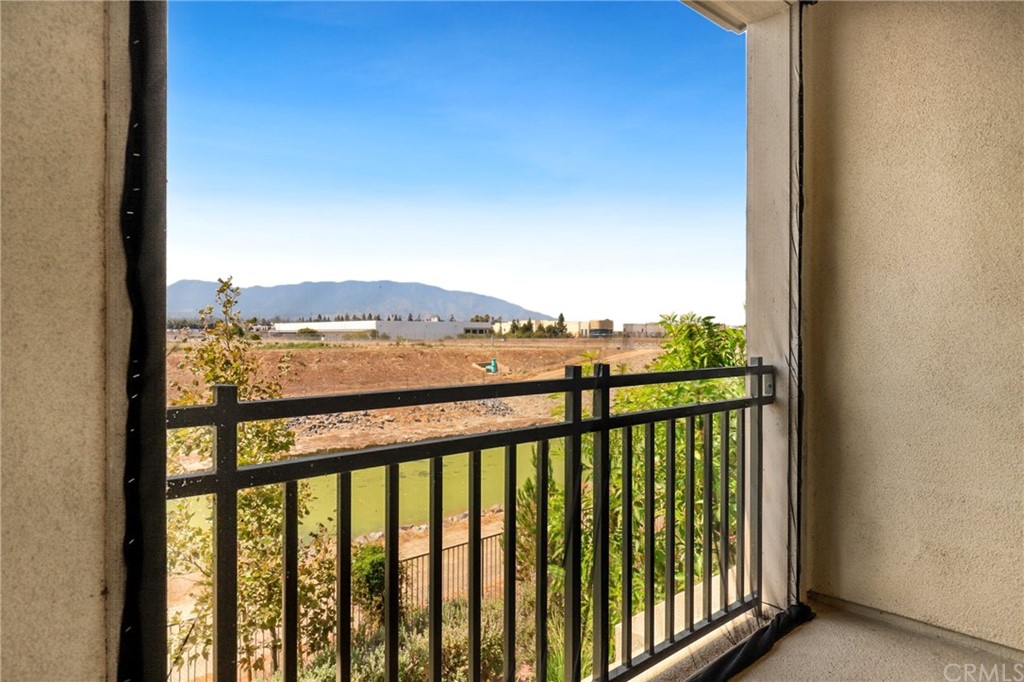 856 Savi Drive, Unit 104 Corona, CA 92878 - Photo 30 of 40