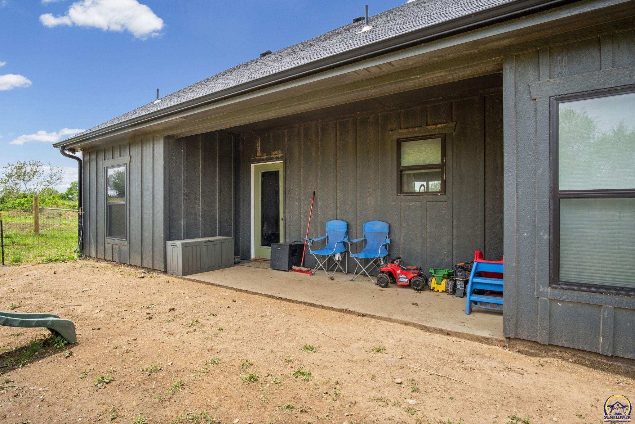 1714 Southeast Herschell Road Tecumseh, KS 66542 - Photo 33 of 35
