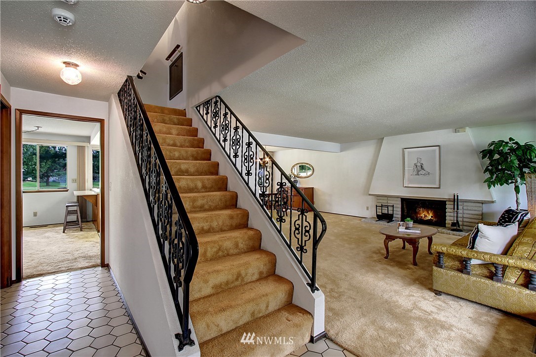 14341 Southeast 170th Street Renton, WA 98058 - Photo 3 of 25 Gallery Image 3