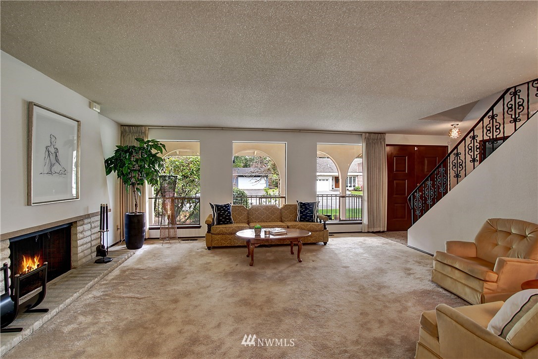 14341 Southeast 170th Street Renton, WA 98058 - Photo 4 of 25 Gallery Image 4