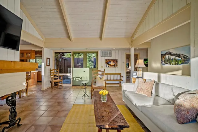 $1,475,000 | 7026 Valley Greens Circle, Unit 21, Carmel, CA 93923