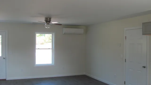 $279,000 | 18-a Or B Thurlow Drive, Oxford, ME 04270