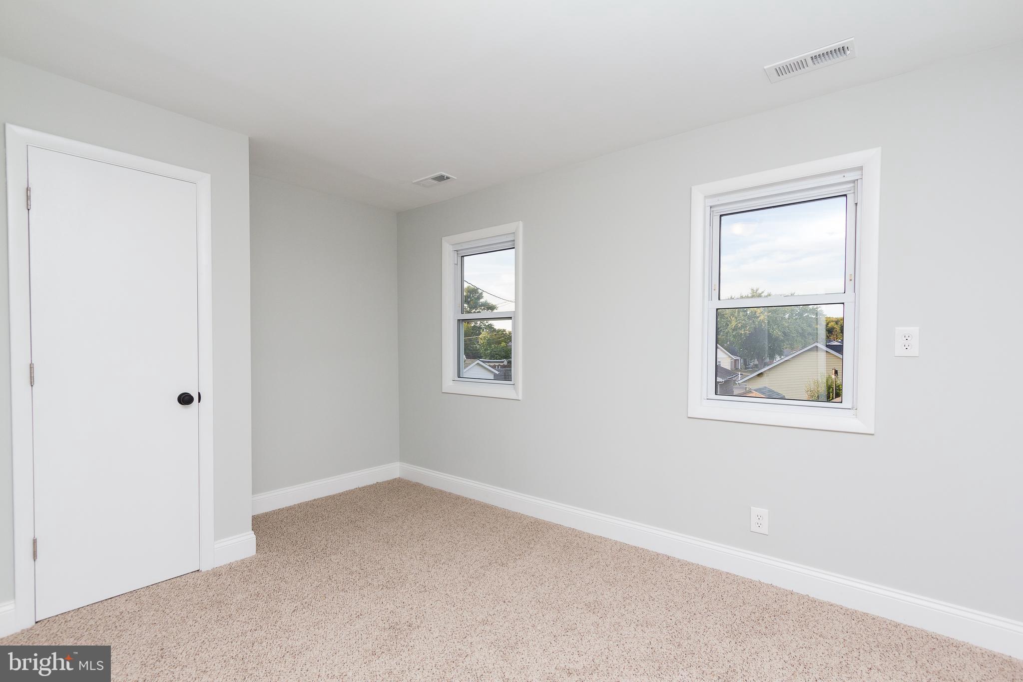7722 North Cove Road Baltimore, MD 21219 - Photo 20 of 37 Gallery Image 20