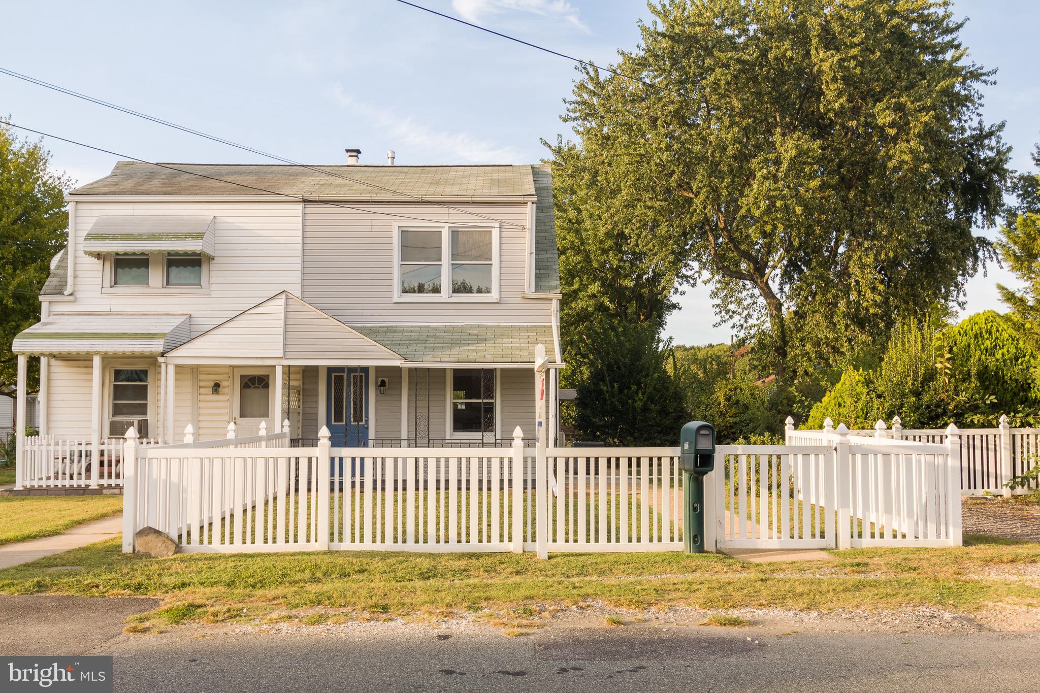 7722 North Cove Road Baltimore, MD 21219 - Photo 3 of 37 Gallery Image 3