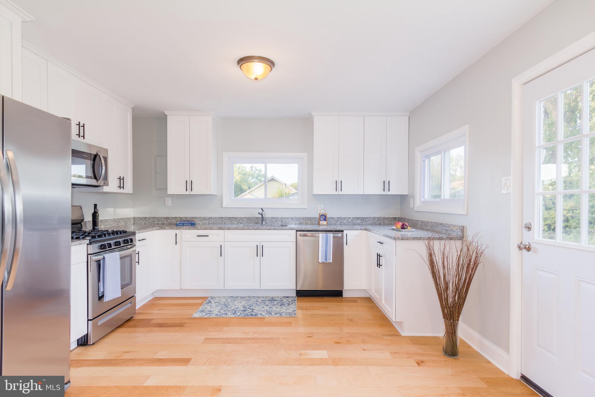 7722 North Cove Road Baltimore, MD 21219 - Photo 29 of 37 Gallery Image 29