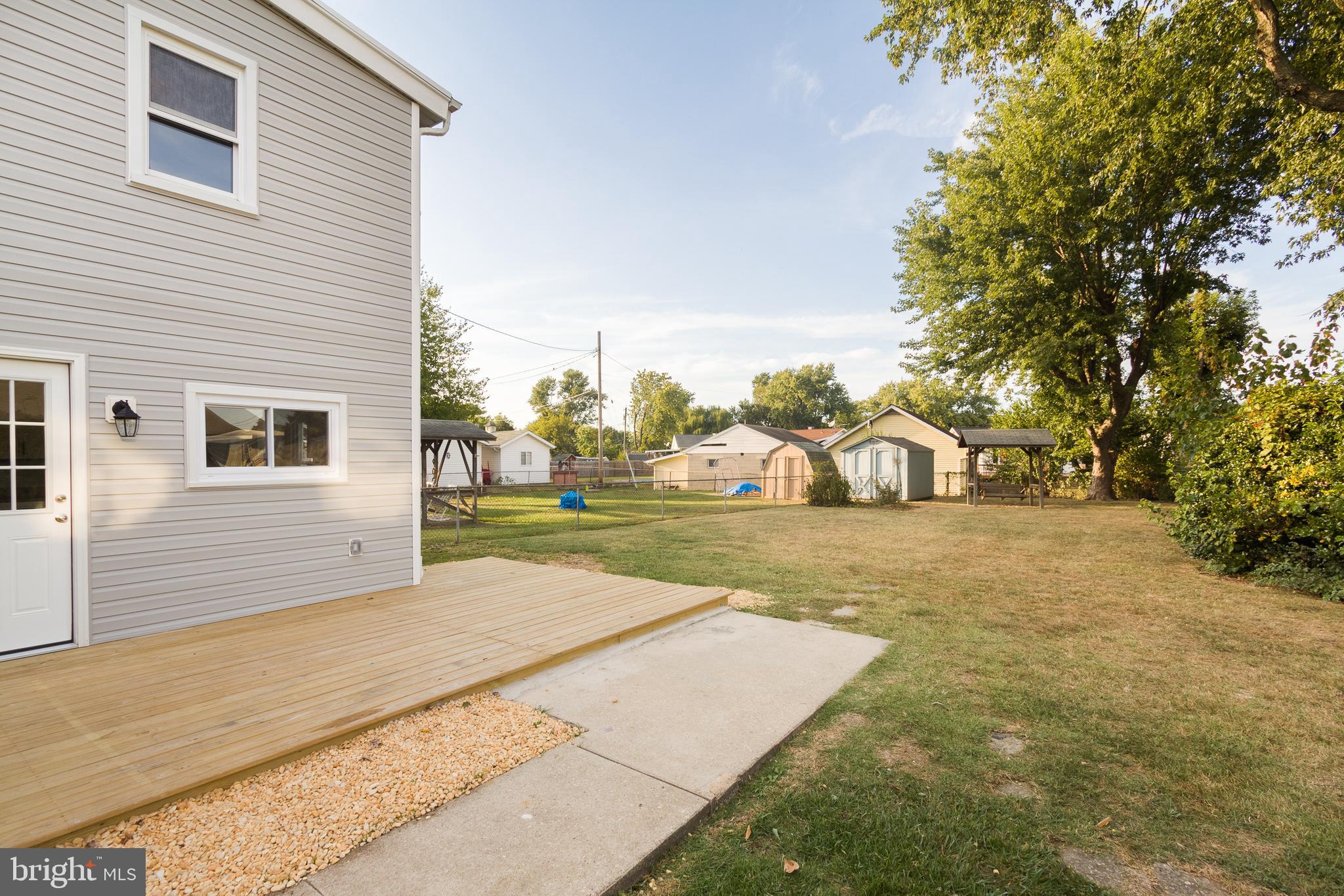 7722 North Cove Road Baltimore, MD 21219 - Photo 8 of 37 Gallery Image 8