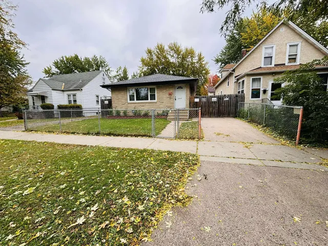 $265,000 | 1244 Burr Street North, St. Paul, MN 55130