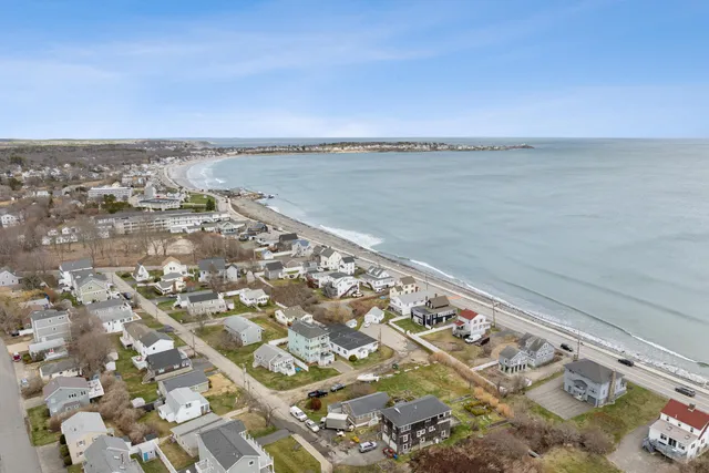 $375,000 | 6 Dingle Road, Unit 4, York, ME 03909