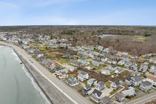 $375,000 | 6 Dingle Road, Unit 4, York, ME 03909