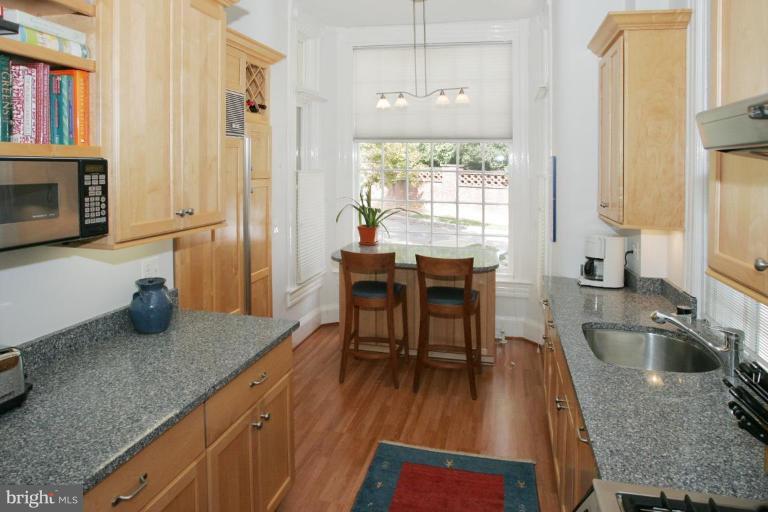 3102 R Street Northwest Washington, DC 20007 - Photo 4 of 11 Kitchen