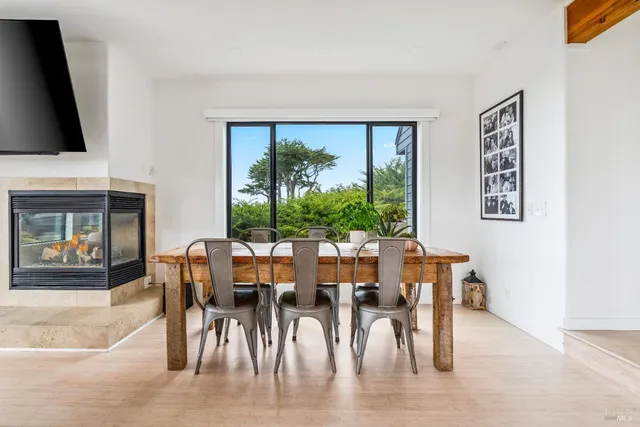 $2,199,000 | 20920 Grebe Court, Bodega Bay, CA 94923