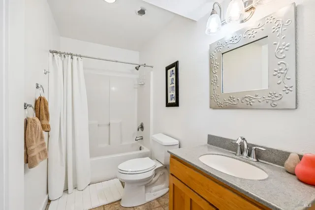 $2,199,000 | 20920 Grebe Court, Bodega Bay, CA 94923