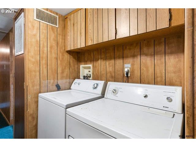 88272 Fisher Road Eugene, OR 97402 - Photo 8 of 32 Gallery Image 8