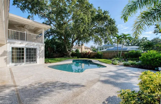 $974,900 | 2851 Weathersfield Court, Clearwater, FL 33761