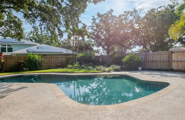 $974,900 | 2851 Weathersfield Court, Clearwater, FL 33761