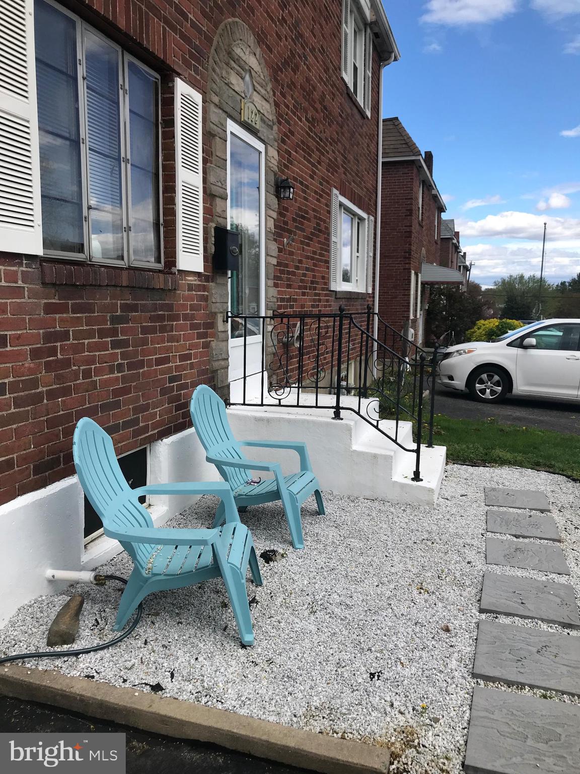 Beach Like front Stoop