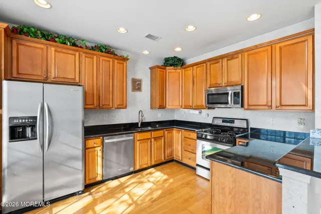 $624,900 | 60 Amber Drive, Old Bridge, NJ 08857