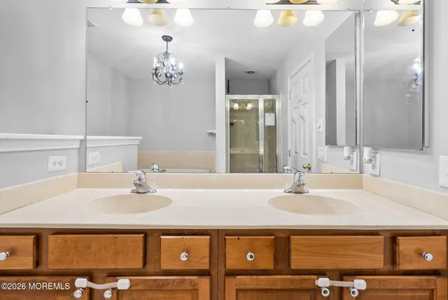 $624,900 | 60 Amber Drive, Old Bridge, NJ 08857