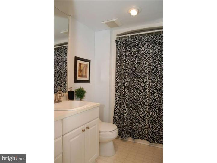 913 Thornton Road Horsham, PA 19044 - Photo 14 of 21 Master Bathroom