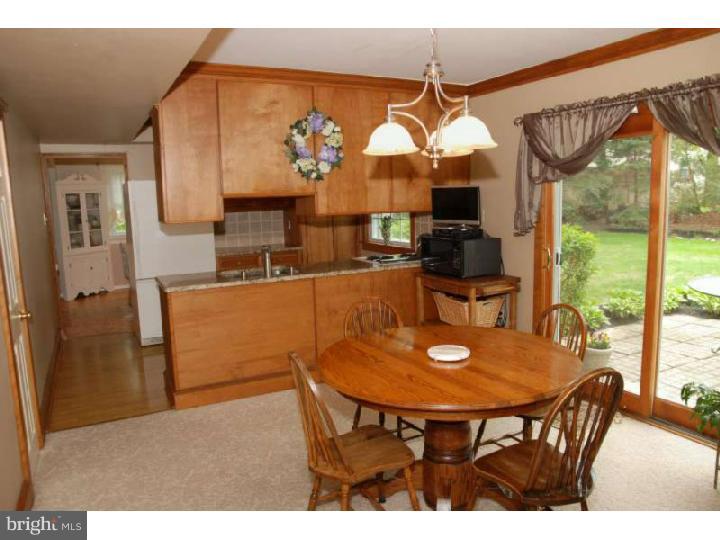 913 Thornton Road Horsham, PA 19044 - Photo 7 of 21 Kitchen