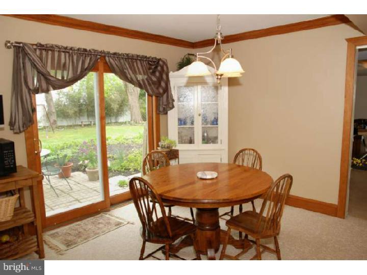 913 Thornton Road Horsham, PA 19044 - Photo 8 of 21 Kitchen