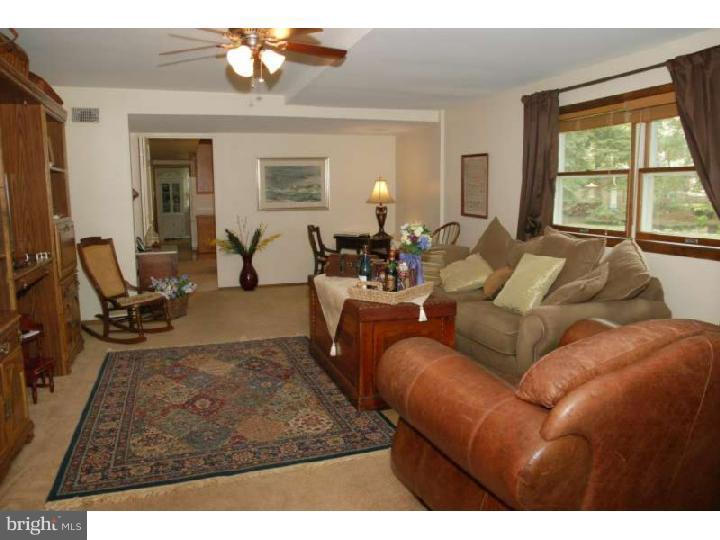 913 Thornton Road Horsham, PA 19044 - Photo 9 of 21 Family Room