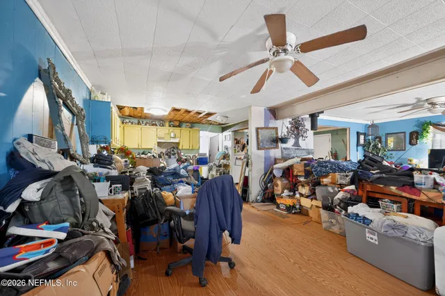 a view of a back yard of the house