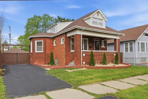 $324,900 | 11326 South Parnell Avenue, Chicago, IL 60628