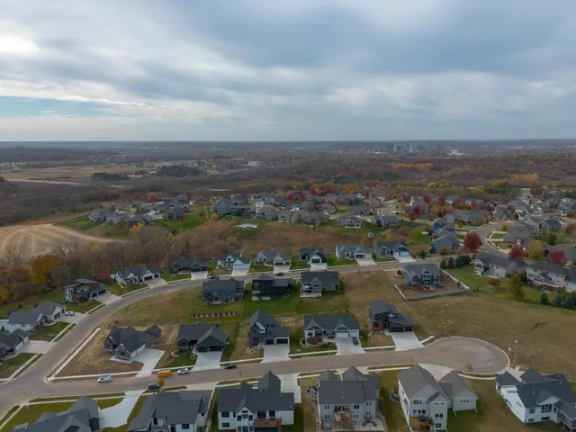 $899,900 | 3105 Century Ridge Road Northeast, Rochester, MN 55906