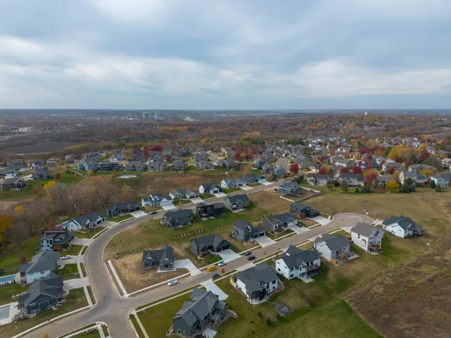 $899,900 | 3105 Century Ridge Road Northeast, Rochester, MN 55906